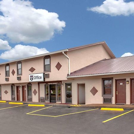 Knights Inn Wildersville Esterno foto